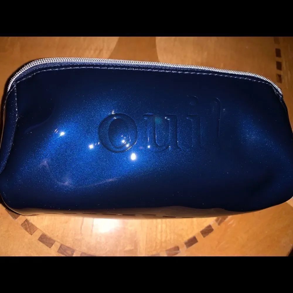 Oui by Lancôme Small  navy makeup bag